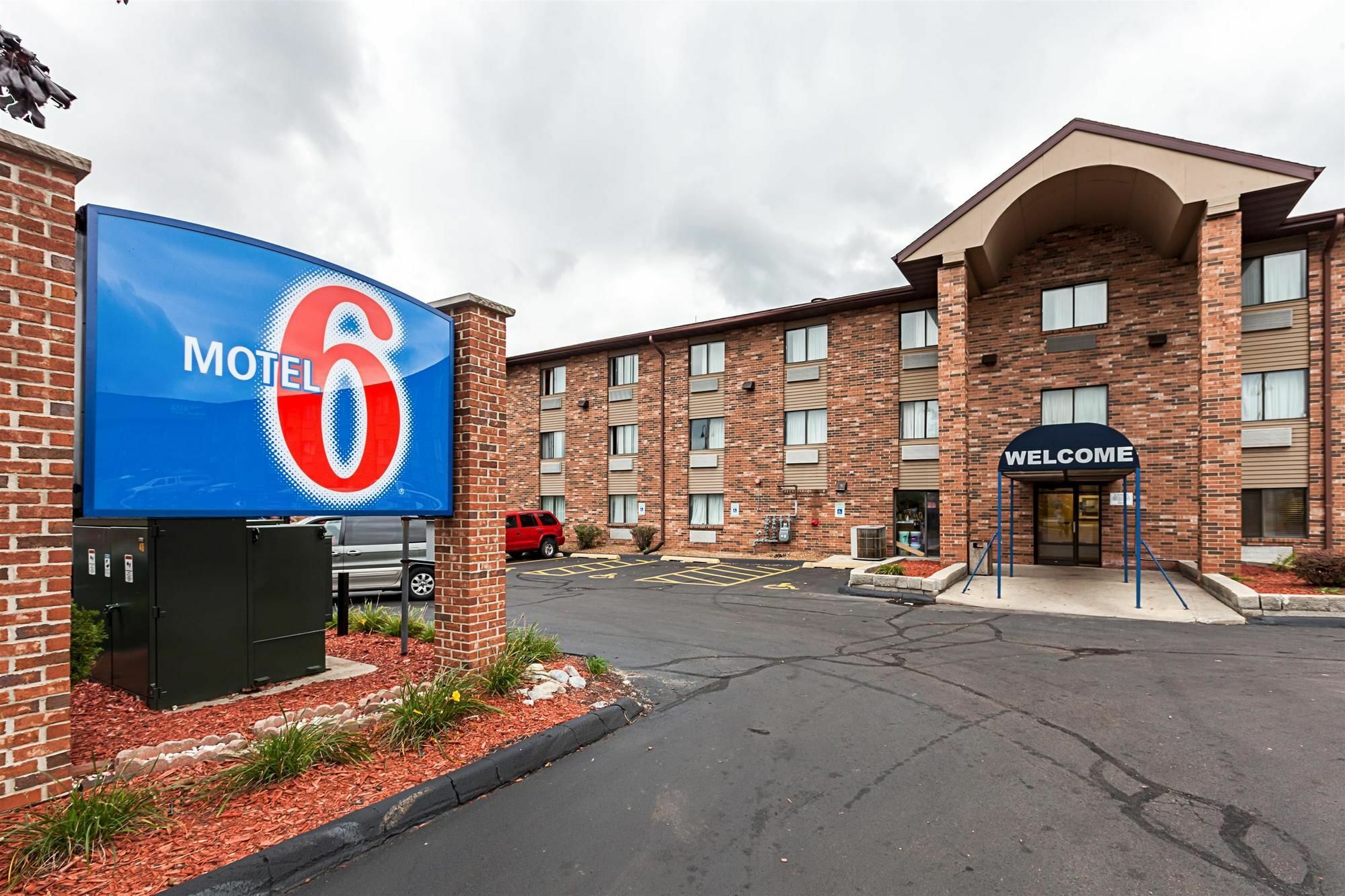 Motel 6-Milwaukee, Wi - Glendale Exterior foto